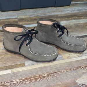 Lands End • Chukka Boots • Lace Up Mocs • Size 8